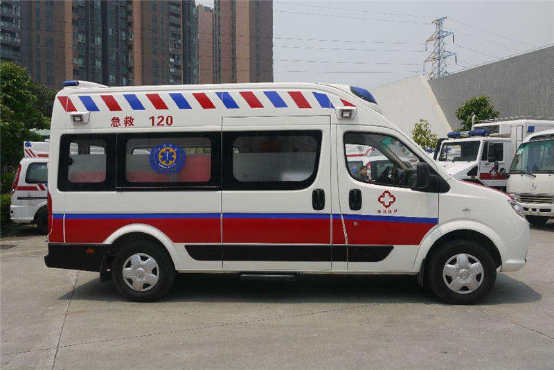 广州救护车出租选择应该注意什么？01