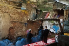 世界赛舞台反差下的电竞比赛：选手心态调整与全力以赴的征程